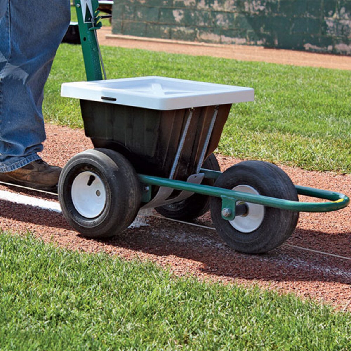 Dry Line Markers & Chalkers